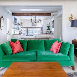 Boutique Apartment in 1905 Victorian Home - Plaza - Westport, hotel in Kansas City