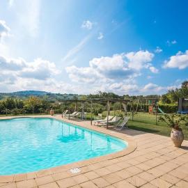 Beautiful Home In Montaione With Swimming Pool, hotel em Montaione
