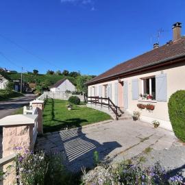 Gîte de la traverse, 2 à 6 personnes, hotel Allemant városában