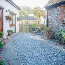The Old School Cottage Ship Farm - 1 Bedroom - Rhossili, hotelli kohteessa Rhossili