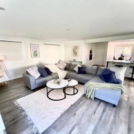 Tranquil Katoomba Retreat Spacious and Well Equipped Escape, hotel u gradu Katumba