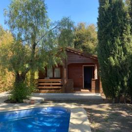 Casa Madera Urbanizacion Socorro, hotel em Sevilha