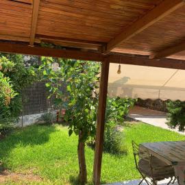 Ξυλινο σπίτι δίπλα στην θάλασσα, hotel v destinácii Kineta