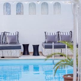 Loizos Stylish Residences, hotel sa Fira