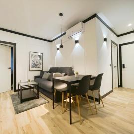 Apartamentos MK77 León - Lancia