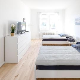 Modern & Chic Apartment with Balcony in Offenbach