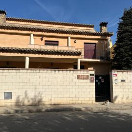 Casa Peseta, Casa Rural, hotell sihtkohas Vallada