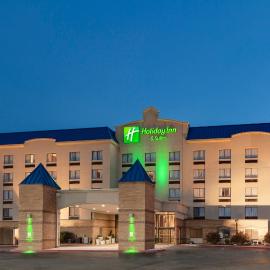 Holiday Inn Hotel & Suites Council Bluffs by IHG, hótel í Council Bluffs