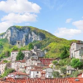 Holiday Home Via Colle I, Hotel in Cardoso