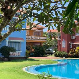 Villa Marina -By The Beach Goa: Benaulim şehrinde bir otel