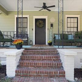 Historic Cherry Bungalow House - Midtown Uptown, hotel in Charlotte
