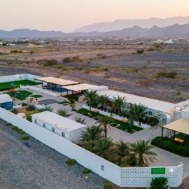 استراحة الأسطورة AlAstura rest, hotel sa Al Ḩamrāʼ
