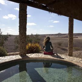 Arava Land, Hotel in Tsukim