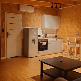 Apartamenty STONEHENGE، فندق في سوسنوفييتس