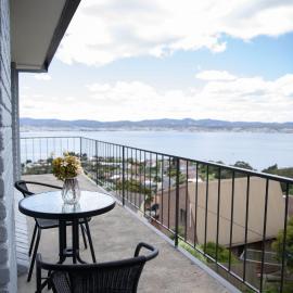 샌디 베이에 위치한 호텔 Cheerful 3 bedrooms home with Sea View
