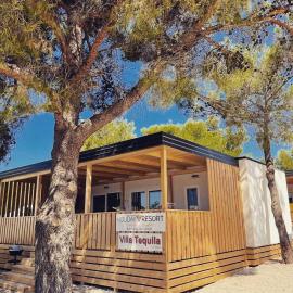 3V Holiday Resort, hotel en Drage