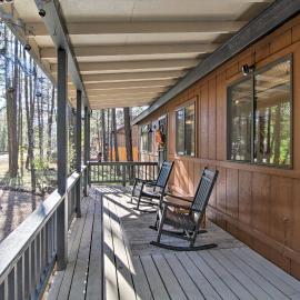 Fireplace, Deck & Grill: Pinetop Cabin Rental!