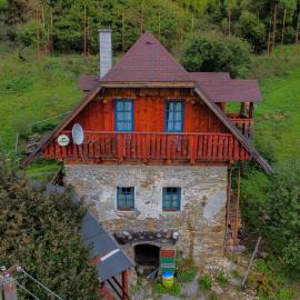 Chalupy na Majeri Nižné Malatíny, hotel in Nižné Malatíny