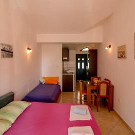 Apartment Majstorovic Topla, hotel i Topla