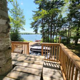 Leland’s Lakehouse, hotelli kohteessa Wolfville