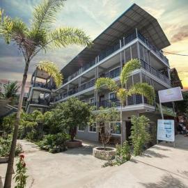 Roomy Guesthouse, hotel in Koh Rong Island