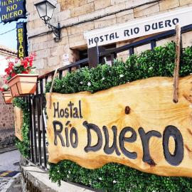 Molinos de Duero में, होटल Hostal Rio Duero