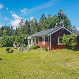 Pet Friendly Home In Ljusne With House Sea View、Ljusneのホテル
