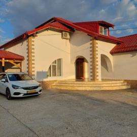 Cozy and modern house, hotel v destinácii Udeni-Zăvoi