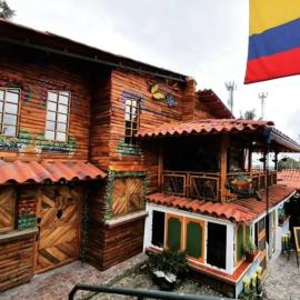 El Encanto Mountain Cabin، فندق في سالنتو