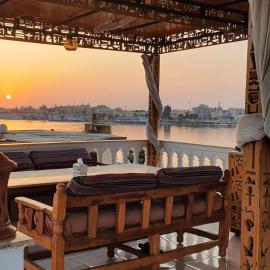 Nile Sunrise Flats And Rooms
