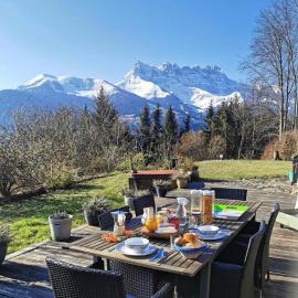 Chalet Ingas, hotel en Troistorrents