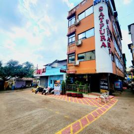 Hotel Satpura Safari