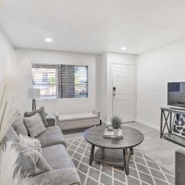 Pool Access! Condo Near Peoria Sports Complex