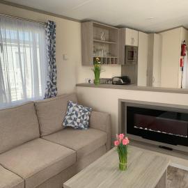 Beautiful Cornish Getaway, Static Caravan - Newperran Holiday Resort, hotelli kohteessa Cubert