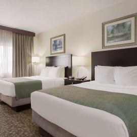 Best Western Kendallville Inn、Kendallvilleのホテル