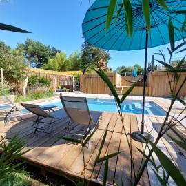 Villa Hossegor - 4 étoiles, 6 chambres - 5 salles de bains - piscine chauffée 5 mn des plages, hotell i Hossegor