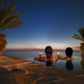 BeachPleaseBaja - Villa with Infinity Jacuzzi, Hotel in El Descanso