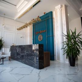 코소브스카미트로비차에 위치한 호텔 Hotel Dardani