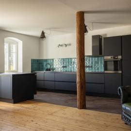 Designwohnung auf Gutshof mit Sauna zw. L/DD, Hotel in Mügeln