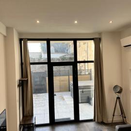 Le Loft Jacuzzi, хотел в Плоермел