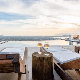 Naxos Skyline Luxury Villas, hotel a Agkidia