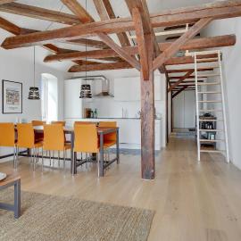 Completely Renovated Holiday Apartments, hotel a Løkken