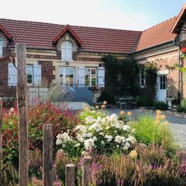 La Ferme du P'tit Colibri, hotel u gradu 'Gury'