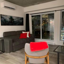 Joli condo en basse-ville - Parking gratuit 309357, hotel a Ciutat de Quebec
