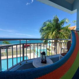 Summer all year! Oceanfront with Pool A/C, hotel i Aguadilla
