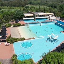 Camping Village Rocchette، فندق في كاستيغليون ديلا بيسكايا