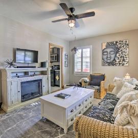 Hot Tub + Walk to Midtown! Reno Retreat, hotel a Reno