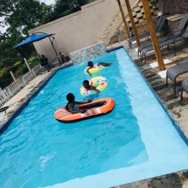 Ndlovu Palace, hotel em Ragbubee