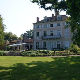 Le Chateau De La Vierge