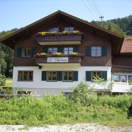 Landgasthof Jägerhaus, khách sạn ở Immenstadt im Allgäu